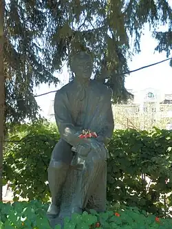 скульптура  М. М. Коцюбинского