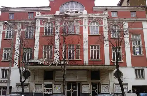 Современный театр, бул. Книга Мария Луиза