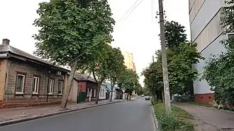 участок между Киевской и Зелёной улицами, слева дом № 59 — вид со стороны перекрестка с Киевской улицей