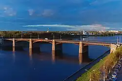 Новый мост через Волгу. Вид с крыши кинотеатра «Звезда» в Твери.