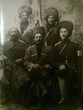 Представители орстхойцев в «Дикой дивизии» (фото из архива семьи Гардановых, с. Сагопши, Ингушетия).