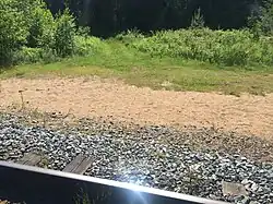 Лесная дорога к остановочному пункту.