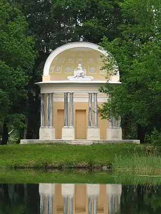 Павильон Орла (Темпль) в Гатчине. 1790-е. Архитектор точно неизвестен (предположительно Джакомо Кваренги, Винченцо Бренна, Антонио Порта)