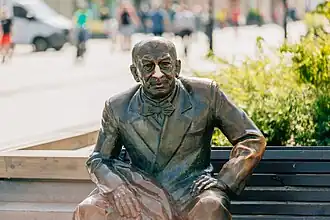 Памятник Евгению Евстигнееву