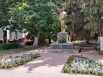 Памятник Ленину