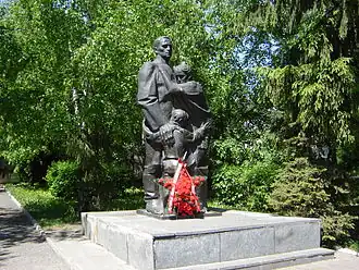 Памятник Проводы (угол Куйбышева и Тамбовской)