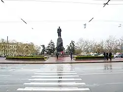 Памятник адмиралу Нахимову и архитектурное решение площади Нахимова, скульптор Н. В. Томский, архитектор А. В. Арефьев, 1959