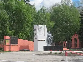 Памятник воспитанникам училища, павшим в боях за свободу и независимость Родины (улица Артиллерийская, дом 2)