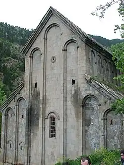 Церковь Пархали