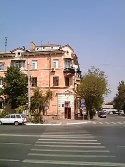 Перекрёсток улиц Богдана Хмельницкого и Волжской