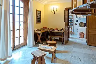 Буфетная и кухня