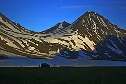 Полярный день на озере Большое Хадатаёганлор (фото снято в 2 часа ночи)