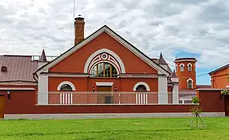 Коровник и башня над молочней