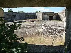 Развалины орудийного дворика орудия №3
