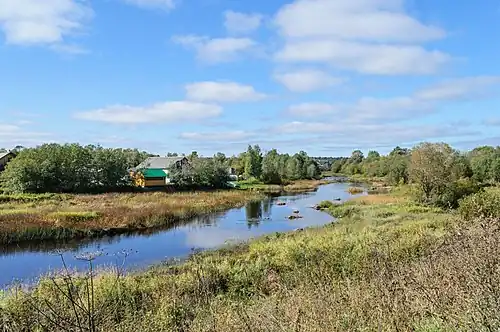 Река Ухта у деревни Песок