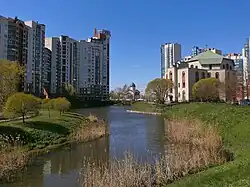 Речка Дачная недалеко от Ленинского проспекта