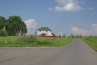 Крайний дом со стороны железной дороги