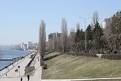 Вид на ярусы набережной