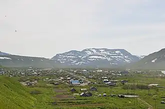 Вид на село Запорожье и ВПП аэропорта "Озерная"