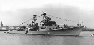 «Скромный» на Неве в 1957 году.