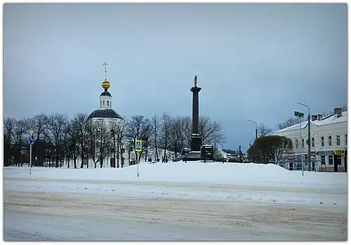 Стела на Советской площади