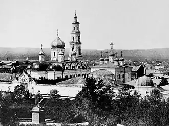 Памятник Карамзину, Карамзинский сквер и Спасский монастырь (фото 1910).