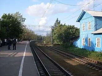 Платформа на Санкт-Петербург. Вид в северном направлении