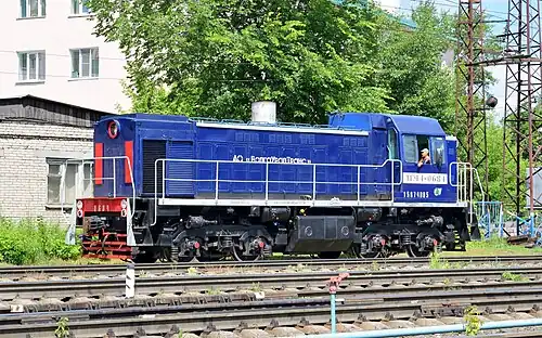 ТГМ4Б-0684, вид со стороны большого капота