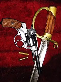 Шашка. Общий вид и штампы крупно: 1 2 3 4 5