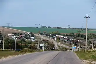 Дорога через село