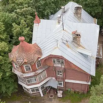 Вид дом по адресу Тарховка, Приморское 250 с дрона, 2022 год