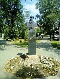 Бюст Л.Н. Толстого