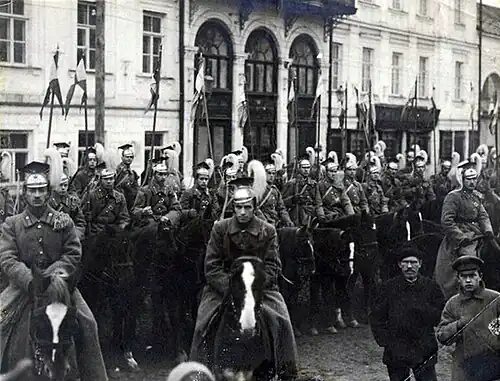 Первый выпуск краскомов на 1-х Тверских кавалерийских курсах осенью 1918 г.