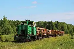 ТУ6А-2548 с грузовым поездом