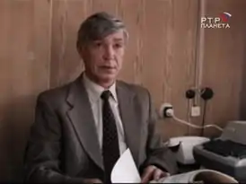 Иван Бортник в роли следователя. Кадр из фильма