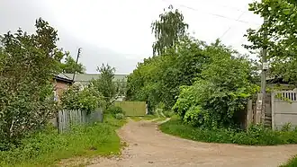 слева дома №№ 5, 6