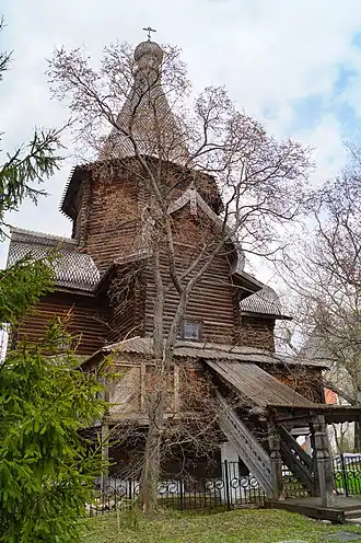 Успенская церковь Александро-Куштского монастыря (1-я пол. XVI в.), перенесённая на территорию Спасо-Прилуцкой обители