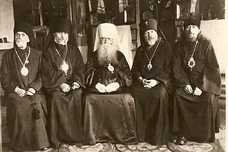 Участники хиротонии (Ульяновск, 14.10.1942 г.): епископ Саратовский Григорий (Чуков), архиепископ Уфимский Стефан (Проценко), Патриарший Местоблюститель митрополит Московский и Коломенский Сергий (Страгородский),     архиепископ Куйбышевский Алексий (Палицын), архиепископ Рязанский Алексий (Сергеев).