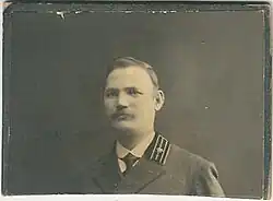 А. Т. Цапко перед отъездом на Сахалин. Январь 1916 г. 6×8 см. Из фондов Сахалинского краеведческого музея.