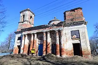 Знаменская церковь в усадьбе