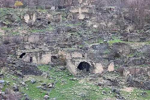 Руины старого села Алидзор