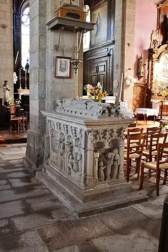 Усыпальница святой Помпеи. Храм святой Помпеи. Лангоат[фр.]