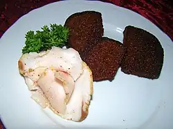 Сало с гренками