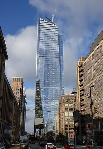 Небоскрёб 10 Hudson Yards[англ.], в котором расположена штаб-квартира компании