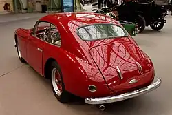 Поздняя модель фастбэка 2+2[англ.] от Pininfarina