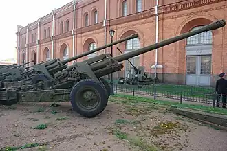 Пушка М-47 в Военно-историческом музее артиллерии Санкт-Петербурга.