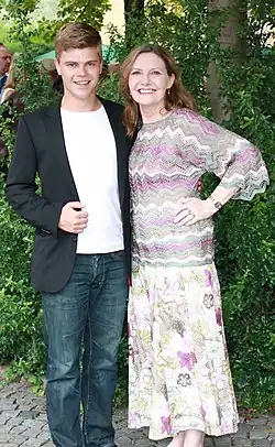 Шёлдерле с итальянским актёром Филиппом Памером[итал.]