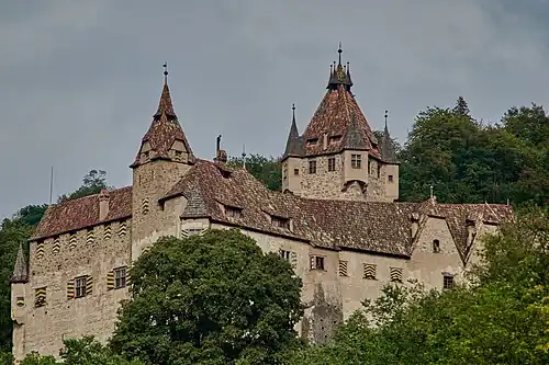 Вид замка с юго-восточной стороны