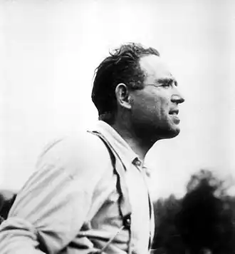 Якоб Вальхер ( Штутгарт , 1912 год )