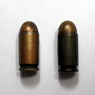 Патроны 9×18 мм ПМ: производства 1969 года (с покрытой медным сплавом гильзой) и современный 2008 года выпуска (со стальной гильзой с фосфатно-полимерным покрытием и со свинцовой пулей с томпаковым покрытием)